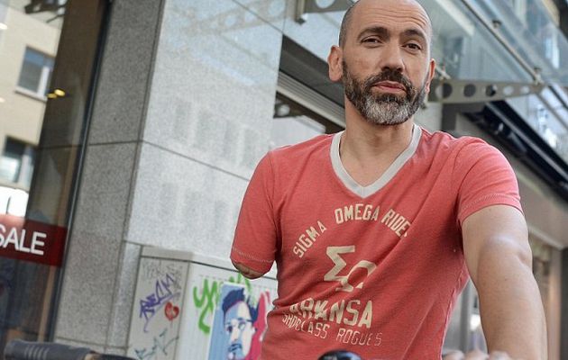 Έκοψαν πρόστιμο σε ποδηλάτη με ένα χέρι