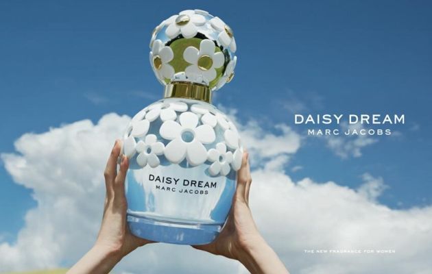 Daisy Dream by Marc Jacobs: Το καλοκαίρι έχει άρωμα καρύδας!