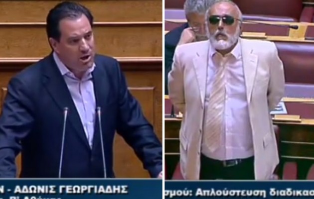 Πλακώθηκαν Άδωνις και Κουρουμπλής στη Βουλή (βίντεο)