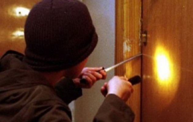 14χρονη Ελληνίδα διέρρηξε τρία σπίτια στην Καβάλα