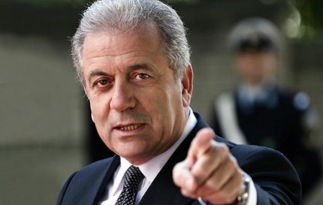 Τον Αβραμόπουλο προτείνει για Πρόεδρο της Δημοκρατίας ο ΣΥΡΙΖΑ