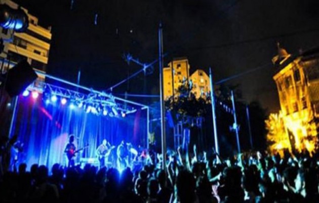 Βίντεο: 24 άτομα ποδοπατήθηκαν μέχρι θανάτου σε συναυλία