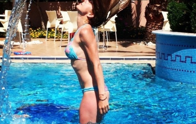 Με μια… βουτιά η Ντορέττα Παπαδημητρίου έβαλε φωτιά στο instagram