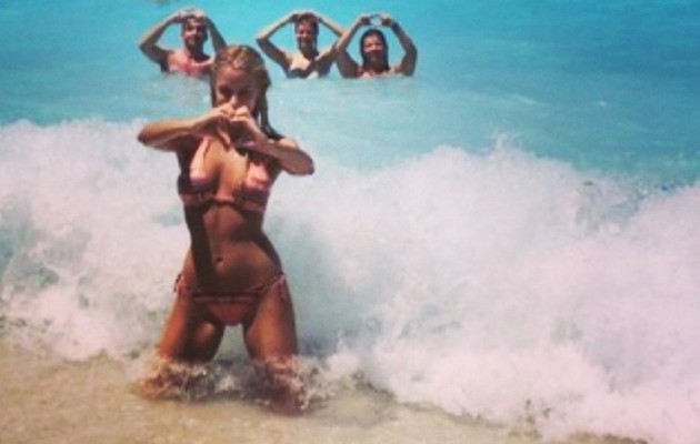 Έφτασε τους 70.000 followers η Δούκισσα Νομικού και είπε ευχαριστώ με το μπικίνι!