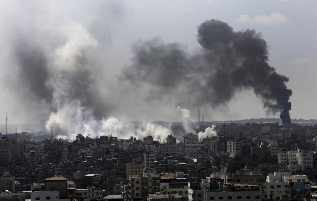 Γάζα: Εκεχειρία και διαπραγματευσεις τέλος – Nεκρές η σύζυγος και η κόρη του στρατιωτικού επικεφαλής της Χαμάς