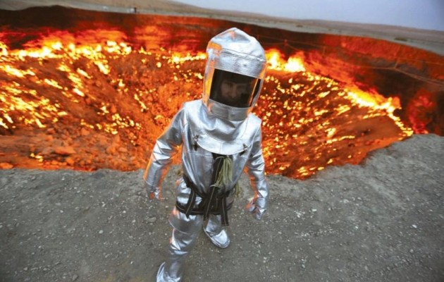 Συγκλονιστικές εικόνες: Ο Ελληνοκαναδός που πέρασε την “Πύλη της Κολάσεως”