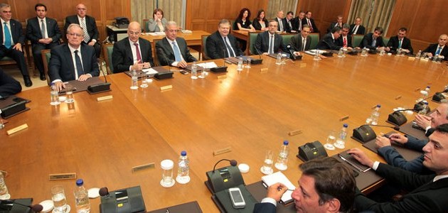 Θεατρίνοι και ψευτοτσαμπουκάδες