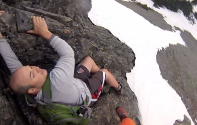 ΗΠΑ: Δραματική διάσωση ορειβάτη που εγκλωβίστηκε σε πλαγιά… 1.500 μέτρων (βίντεο)