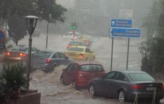 Πλημμύρισε το κέντρο της Αθήνας (εικόνες)