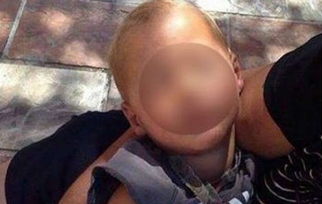 Πρώτο θέμα στα social media το ξανθό βρέφος στην αγκαλιά μιας Ρομά