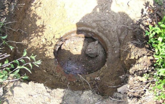 Φρικτό θάνατο βρήκαν 7 άτομα προσπαθώντας να απεγκλωβίσουν γυναίκα από σηπτικό βόθρο