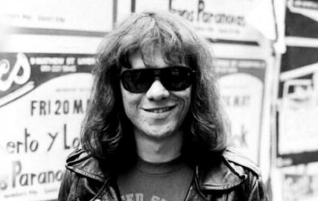 Έφυγε από τη ζωή ο ντράμερ των θρυλικών Ramones
