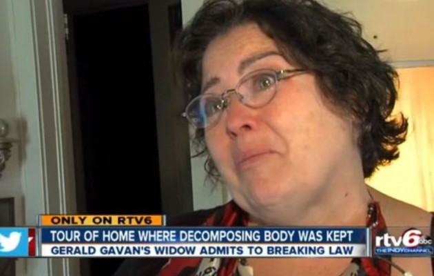 Άφησε τον άνδρα της άταφο για να τον φάνε τα όρνια!