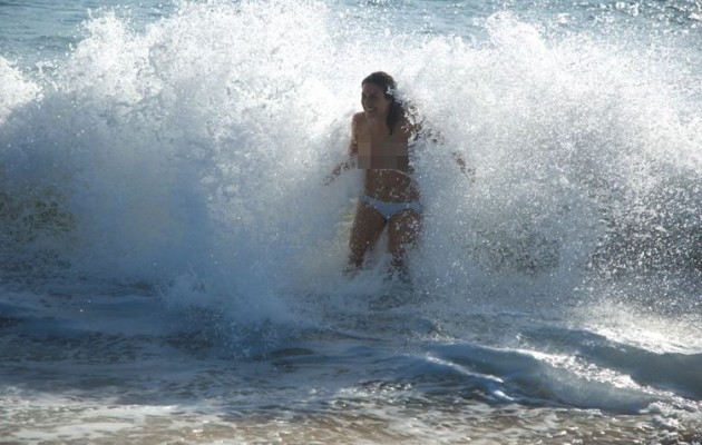 Νεαρός Χανιώτης έσωσε τουρίστρια από τα κύματα!