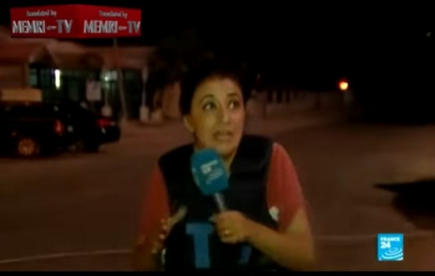 Δημοσιογράφος λέει το ρεπορτάζ και εκτοξεύεται από δίπλα της ρουκέτα (βίντεο)