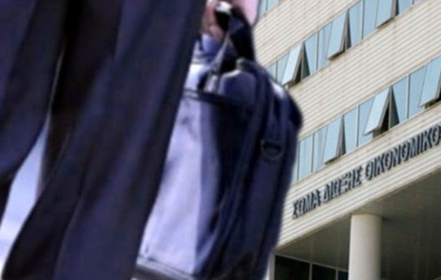 Εφόδους στα σπίτια θα κάνει πλέον η Εφορία χωρίς την παρουσία εισαγγελέα