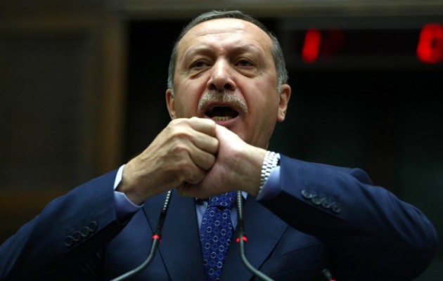 Τουρκία: “Τα χέρια του Ερντογάν είναι βαμμένα με αίμα από το Ισλαμικό Κράτος”