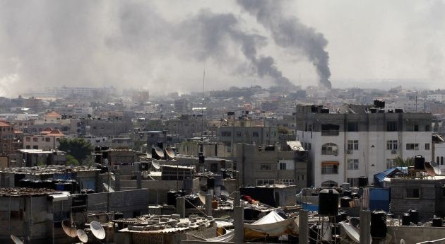 Τρεις παλαιστινιακές ρουκέτες τερμάτισαν πρόωρα την εκεχειρία στη Γάζα