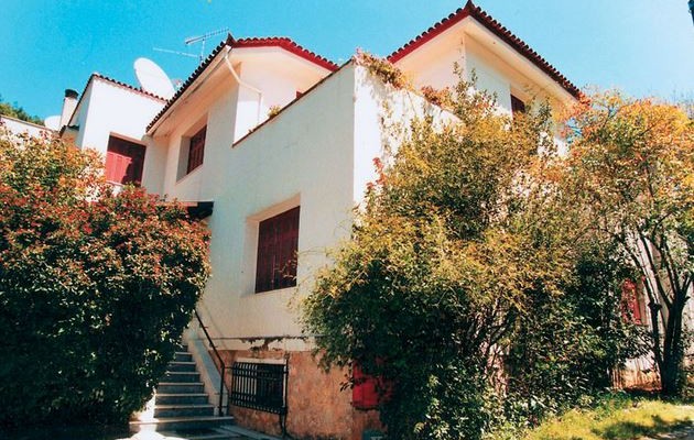 Σοφία Παπανδρέου: Το Καστρί δεν πωλείται