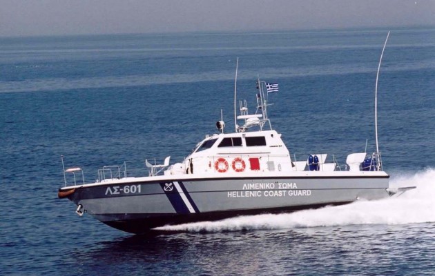Αίσιο τέλος για ακυβέρνητο πλοίο στο Άγιο Όρος