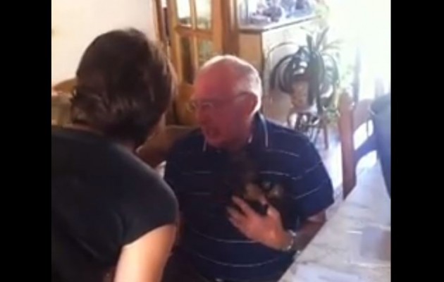 Δείτε τον παππού που συγκινεί το διαδίκτυο και έκανε 1.100.000 θεάσεις (βίντεο)