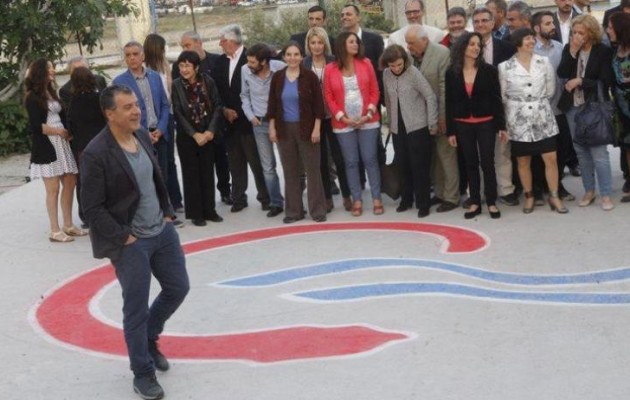 Πότε ανακοινώνει ο Θεοδωράκης ποιοι βουλευτές μπαίνουν στο Ποτάμι