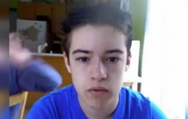 Βγάζει selfie καθημερινά εδώ και οκτώ χρόνια (βίντεο)