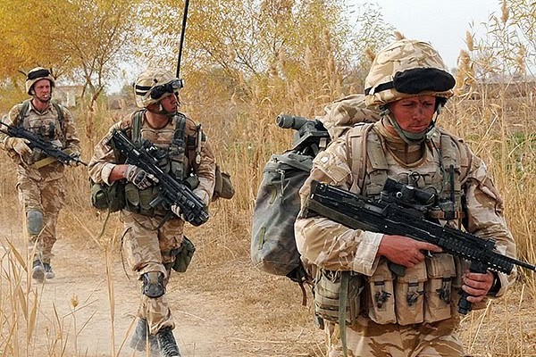 Βρετανοί κομάντος στην Κύπρο για επιχείρηση κατά των τζιχαντιστών!