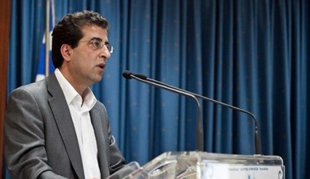 Καρύδης: “Δεν υπάρχει θέμα διαγραφής Παπανδρέου”