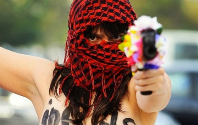 Οι FEMEN προς το Ισλαμικό Κράτος: Δεν είμαστε οι 72 παρθένες σας!