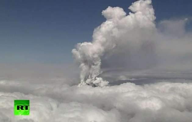 Δραματικό βίντεο από έκρηξη ηφαιστείου στην Ιαπωνία – 11 τραυματίες