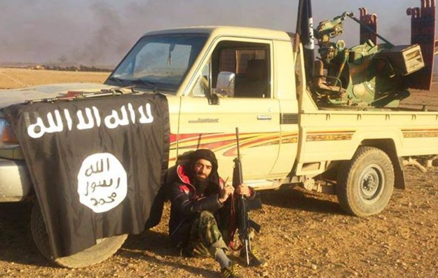 Ισλαμικό Κράτος: Ο 23χρονος  Shamal έγινε τζιχαντιστής στην… Αθήνα (φωτογραφίες)