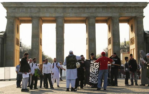 Η πρώτη δίκη Γερμανού τζιχαντιστή –  Έπαιζε σε… εβραϊκή ομάδα