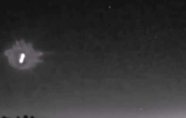 Βροχή μετεωριτών φώτισε την νύχτα (βίντεο)