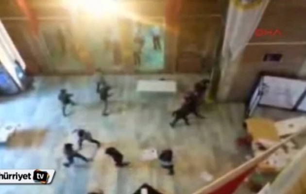 Τουρκία – ΣΟΚ: Τζιχαντιστές βαράνε φοιτητές στο Πανεπιστήμιο (βίντεο)