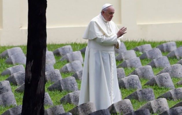 Πάπας Φραγκίσκος: “Ο πόλεμος είναι μια τρέλα”