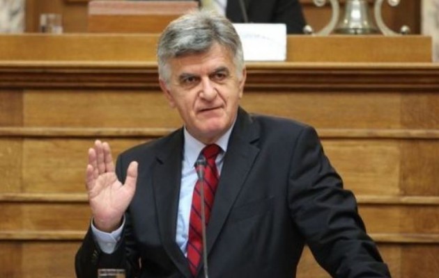 Πετσάλνικος: Δεν είναι πανάκεια η συμμετοχή στην κυβέρνηση