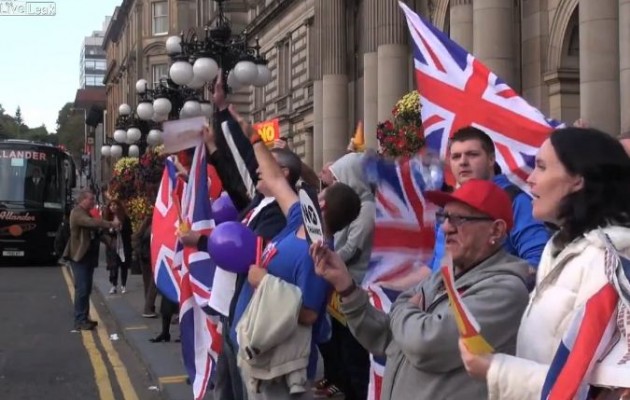 Σκωτία: Υποστηρικτές της ένωσης με την Βρετανία χαιρετούν ναζιστικά (βίντεο)