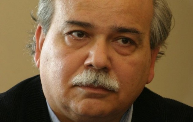 Βούτσης: Να ερωτηθεί η Αγγελοπούλου για το απολογισμό της Ολυμπιαάδας