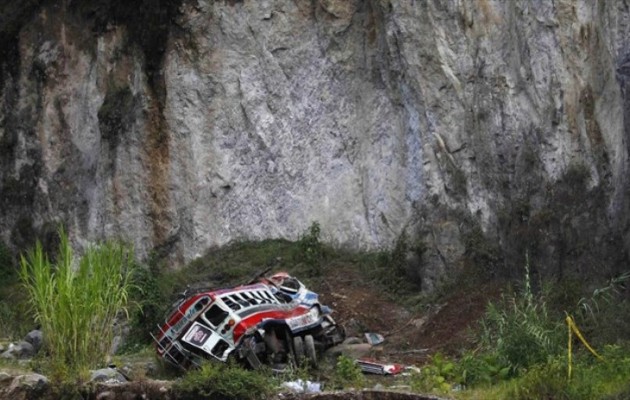 Πολύνεκρο δυστήχημα στην Αϊτή: Λεωφορείο έπεσε σε χαράδρα 15 μέτρων