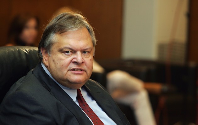 Ευάγγελος Βενιζέλος: “Πάμπλουτοι χομπίστες διασκεδάζουν σε βάρος πολιτών”