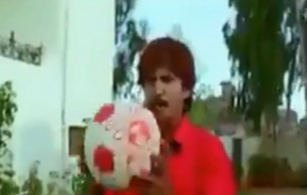 Αξεπέραστο Bollywood: Επική μάχη με φονικό όπλο μια… μπάλα (βίντεο)