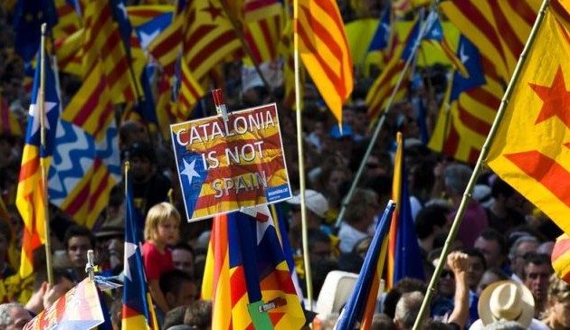 Η Καταλονία αψηφά την κεντρική κυβέρνηση της Ισπανίας