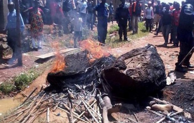 ΦΩΤΟΓΡΑΦΙΕΣ ΣΟΚ: Σκότωσαν έψησαν και έφαγαν τζιχαντιστή στο Κογκό