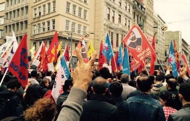Κωνσταντινούπολη: Μεγάλη διαδήλωση Κούρδων – Φόβοι για νέα επεισόδια