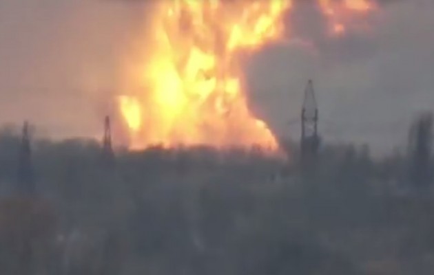 Βίντεο: Τεράστια έκρηξη στο Ντονέτσκ
