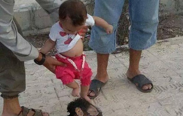 Ισλαμικό Κράτος: Από βρέφη εξοικειώνονται με τα κομμένα κεφάλια (φωτο)