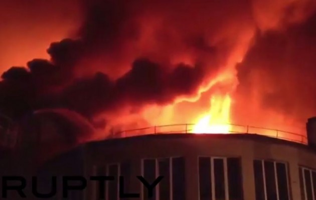 Ουκρανία: Έκαψαν σινεμά επειδή έπαιζε γκέι ταινία (βίντεο)