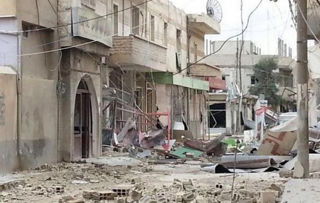 Κομπάνι: Νέοι βομβαρδισμοί – Οι τζιχαντιστές επιτίθενται