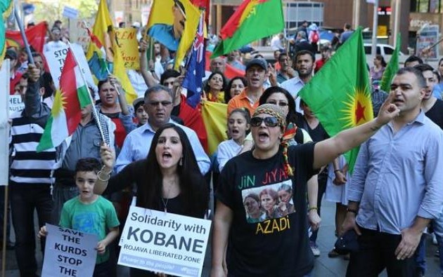 Κούρδοι διαδηλώνουν κατά του Ισλαμικού Κράτους στο κέντρο του Σίδνεϊ